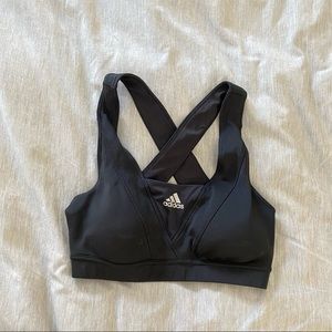 Adidas cross back sports bra. Size S.